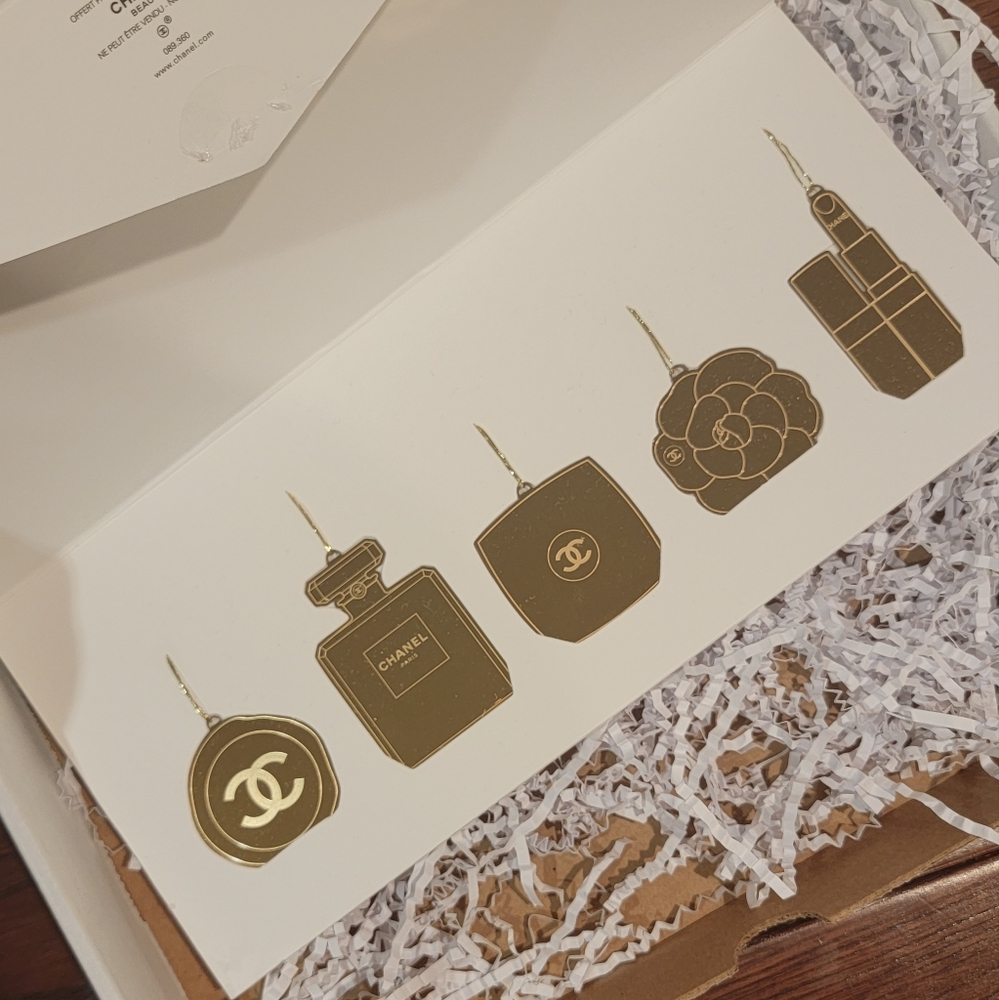 Chanel Beauty Ornaments 5pc Gold